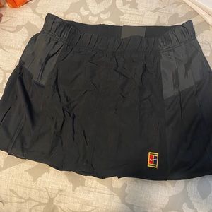 Women’s Nike slim fit skort - new with Tags